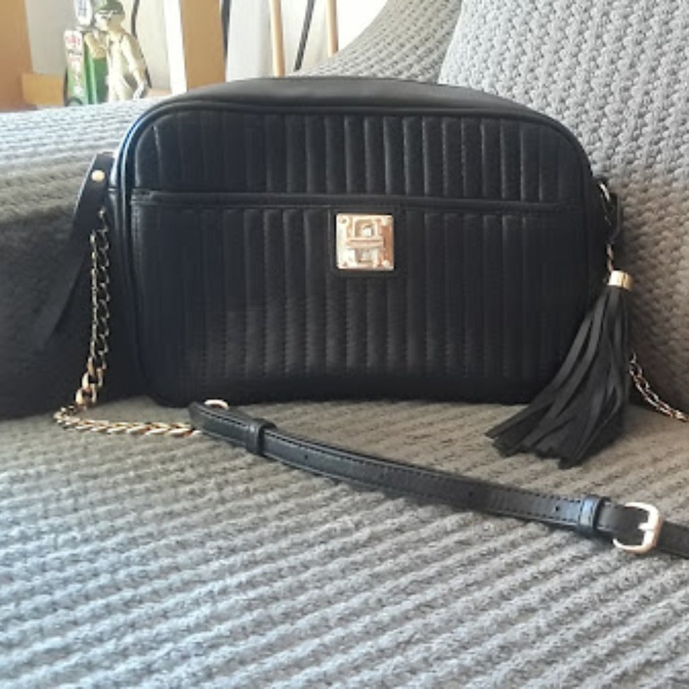 Isaac Mizrahi Live! Lamb Leather Quilted Camera Bag